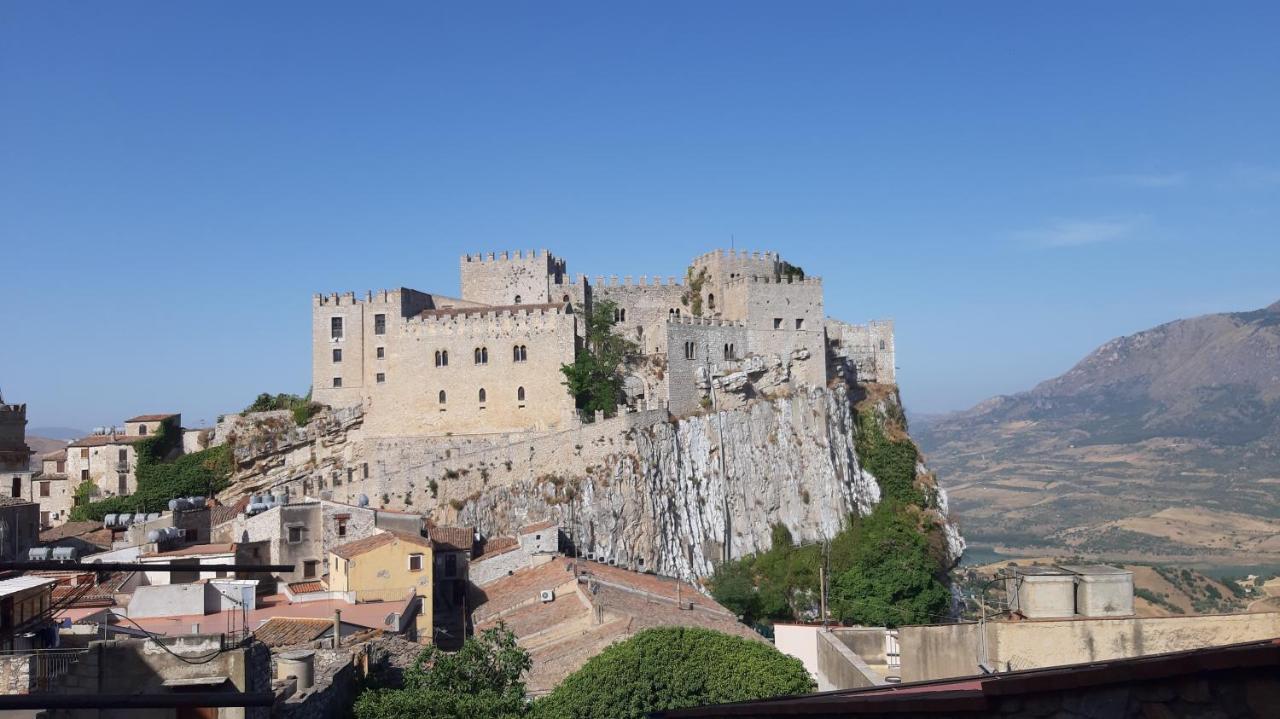 La casa del custode Caccamo Exterior foto